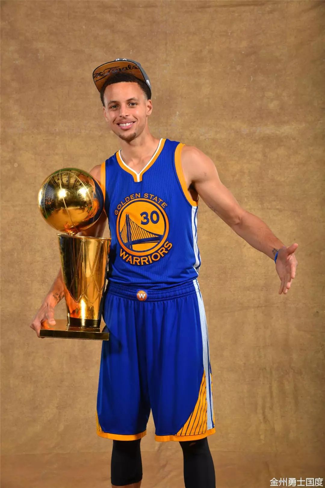 为什么有些地方的二八杠会加入“王牌”作为变种？（二八杠在部分地区为何加入王牌规则？）