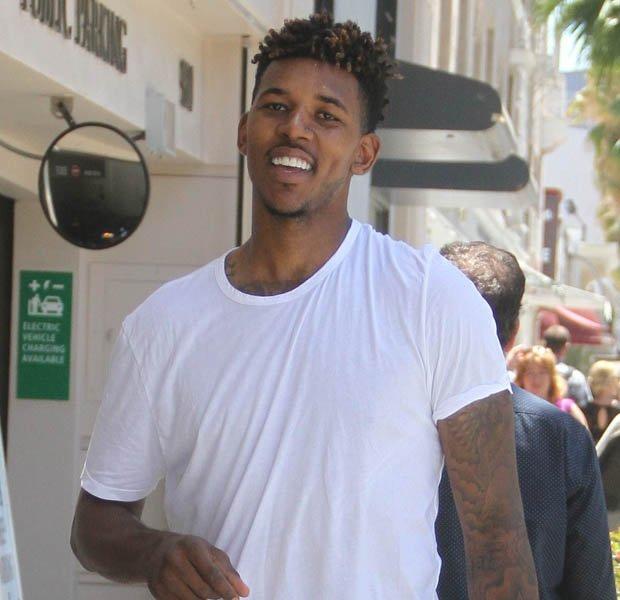 被定制化 被定制化