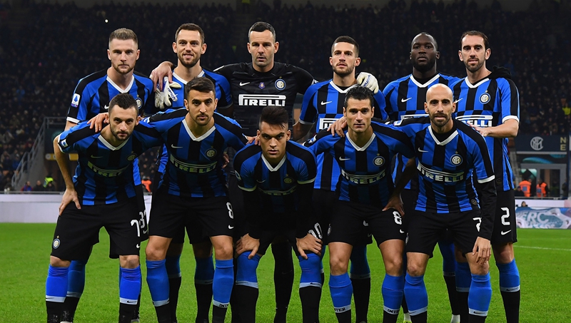 雄鹿需要同 雄鹿需要同